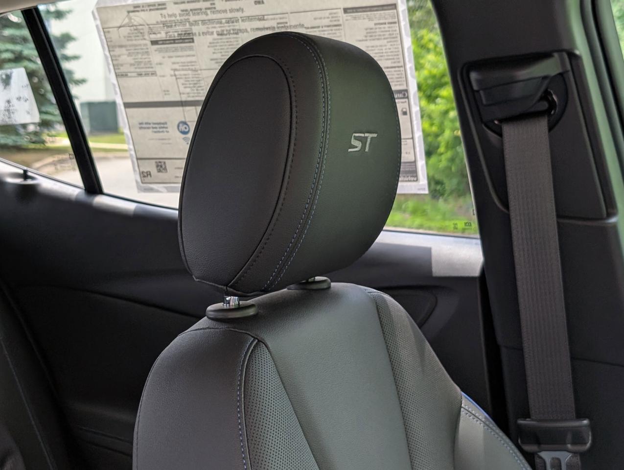 2026 Buick Encore GX Sport Touring Photo