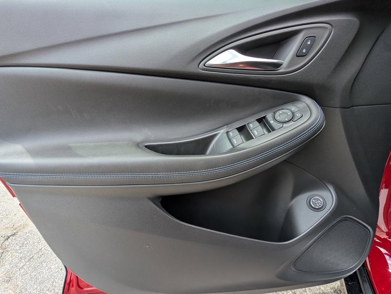 2026 Buick Encore GX Sport Touring Photo