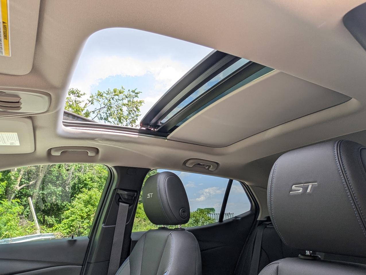 2026 Buick Encore GX Sport Touring Photo