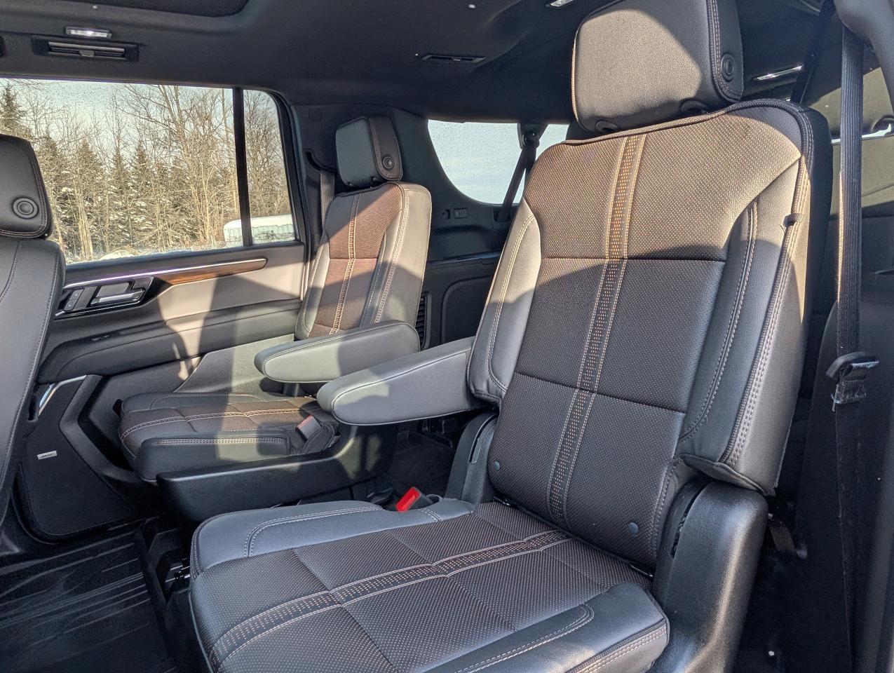 2026 Chevrolet Suburban High Country Photo