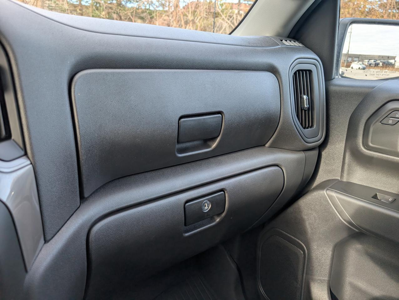 2026 Chevrolet Silverado 1500 Custom Trail Boss Photo