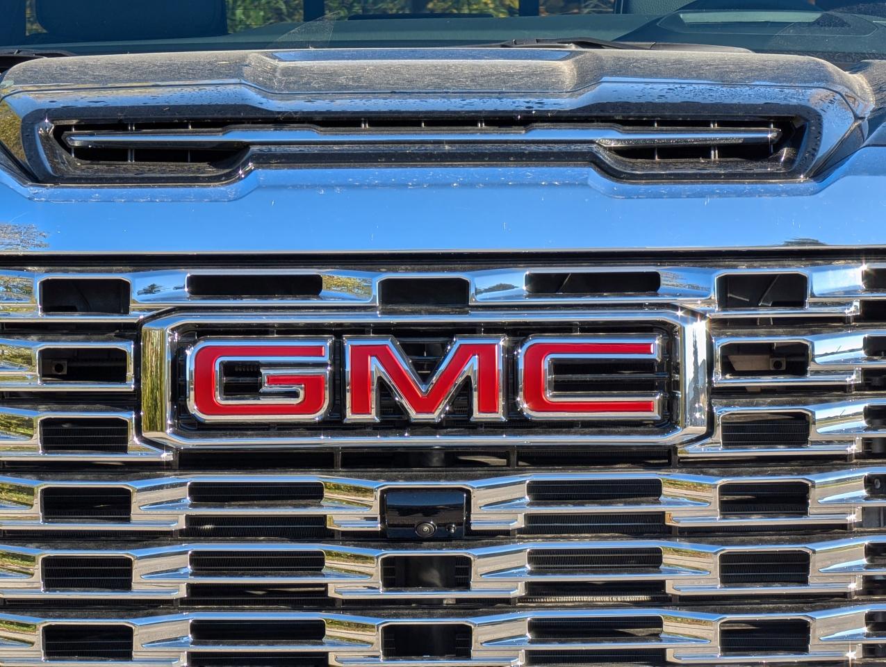 2026 GMC SIERRA 2500HD DENALI Photo