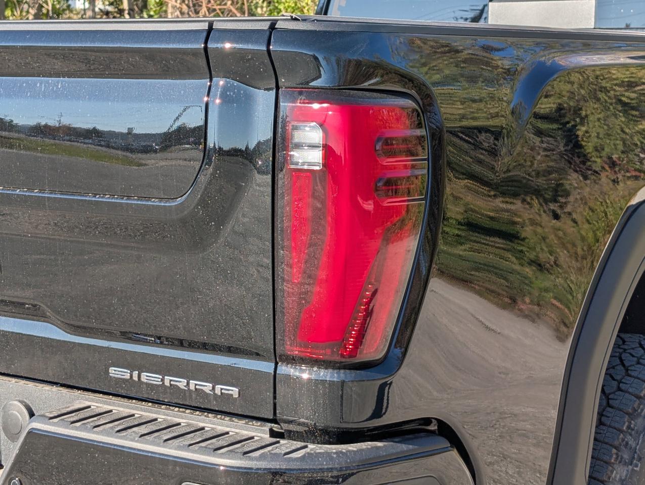 2026 GMC SIERRA 2500HD DENALI Photo