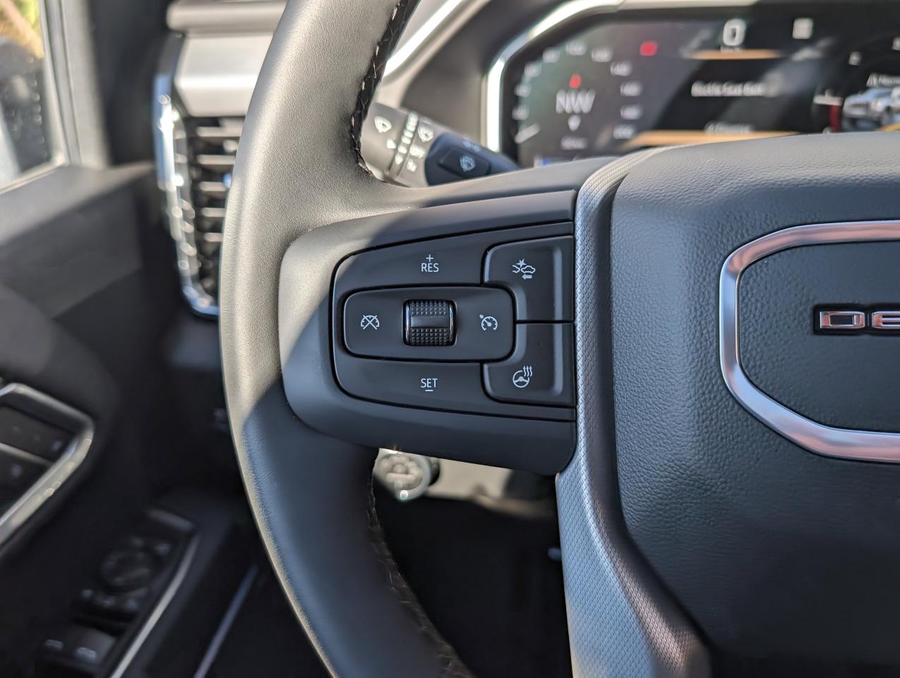 2026 GMC SIERRA 2500HD DENALI Photo