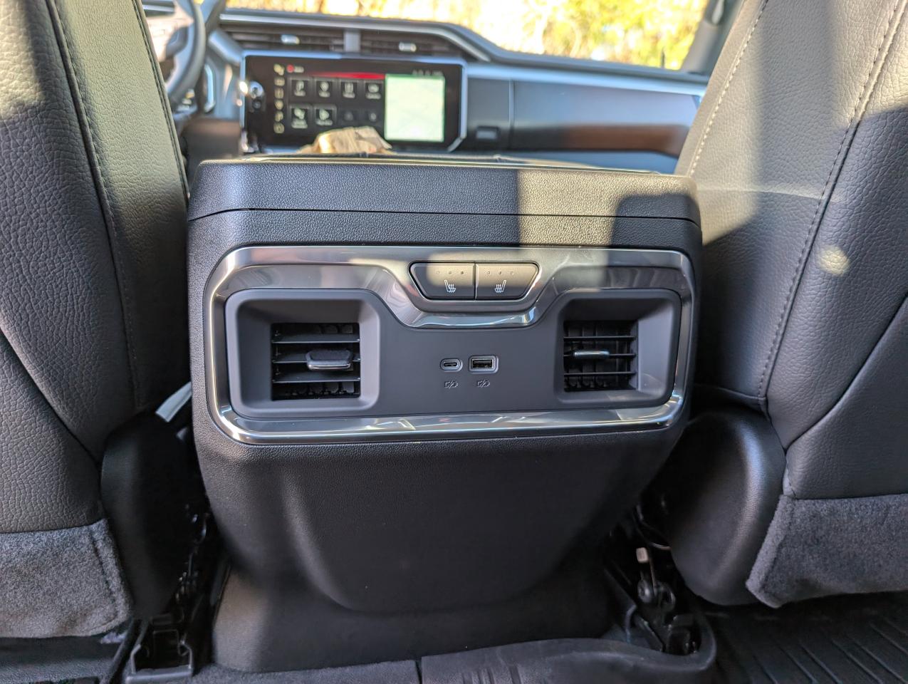 2026 GMC SIERRA 2500HD DENALI Photo