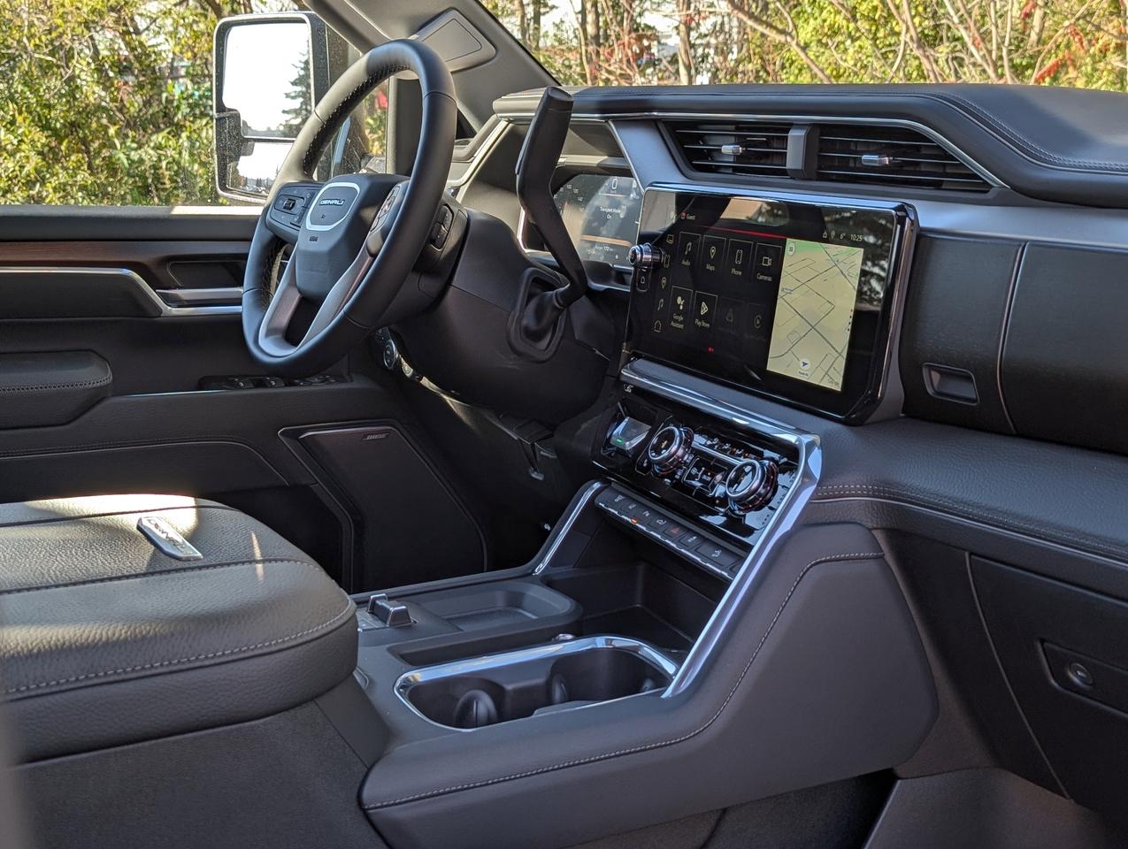 2026 GMC SIERRA 2500HD DENALI Photo