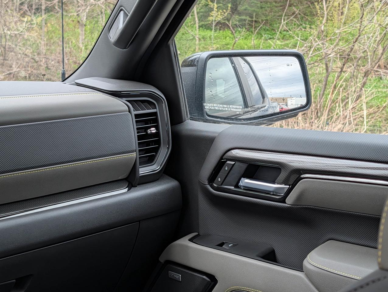 2026 Chevrolet Silverado 1500 ZR2 Photo