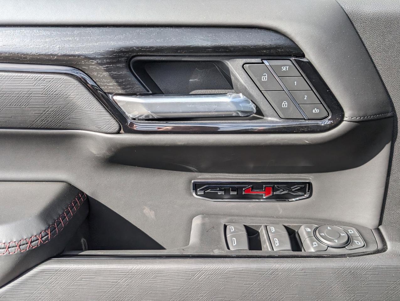 2026 GMC Sierra 1500 AT4X Photo