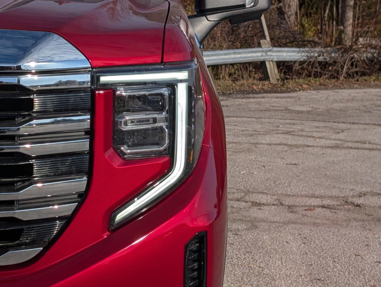 2026 GMC Sierra 1500 SLT Photo