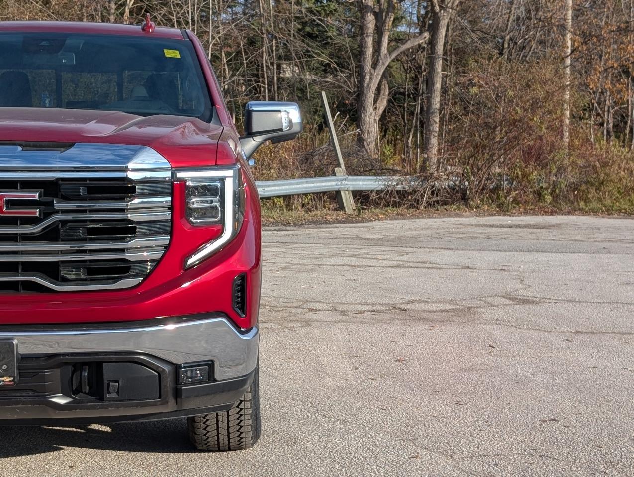 2026 GMC Sierra 1500 SLT Photo