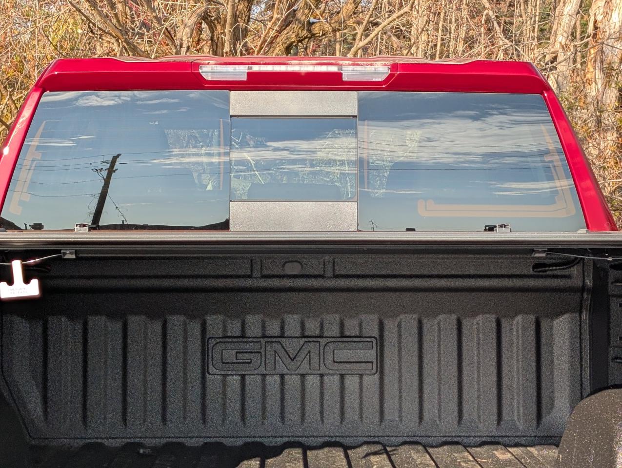 2026 GMC Sierra 1500 SLT Photo