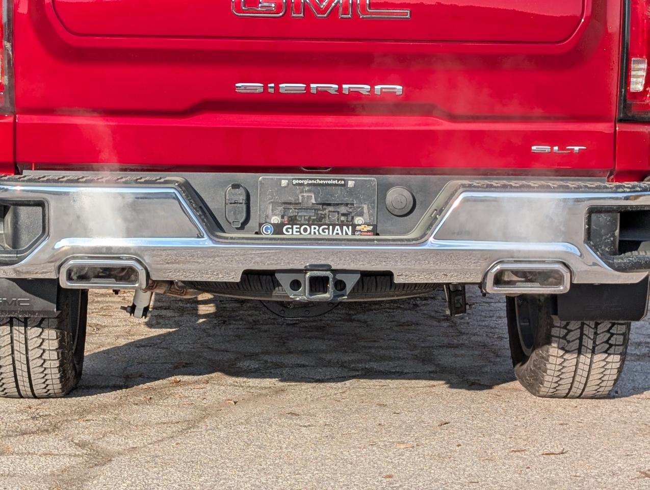 2026 GMC Sierra 1500 SLT Photo