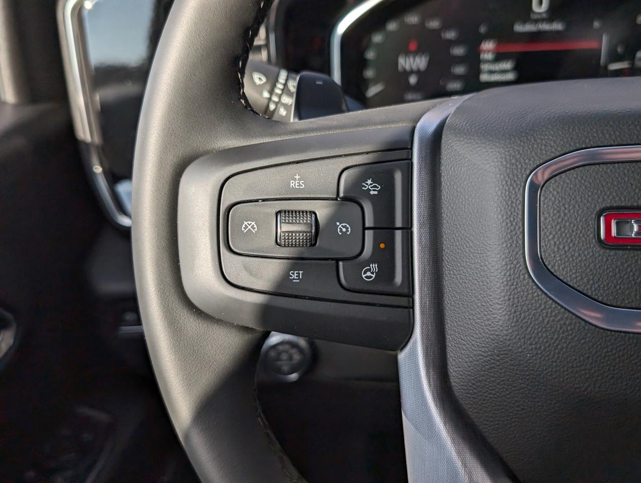 2026 GMC Sierra 1500 SLT Photo