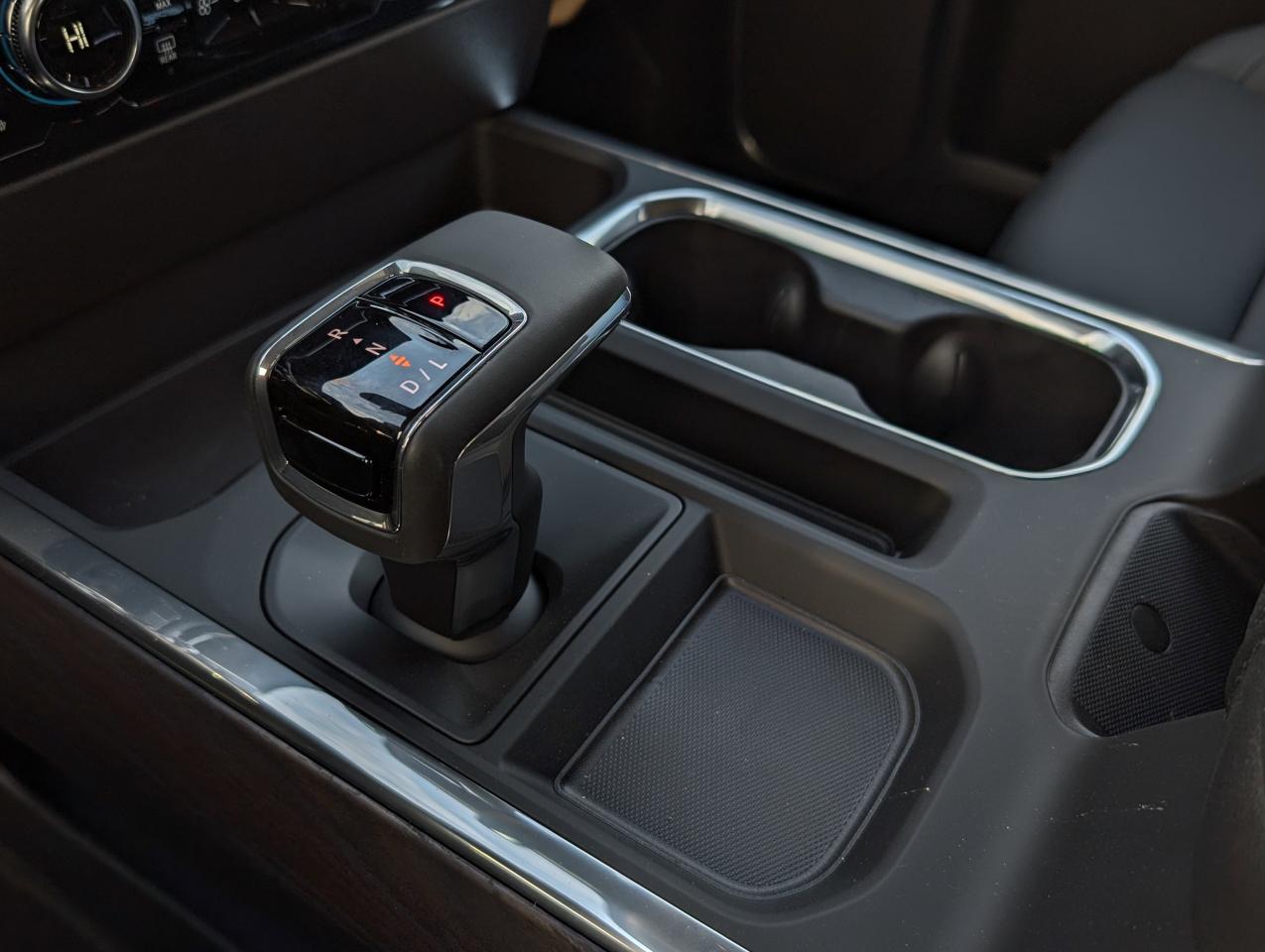 2026 GMC Sierra 1500 SLT Photo