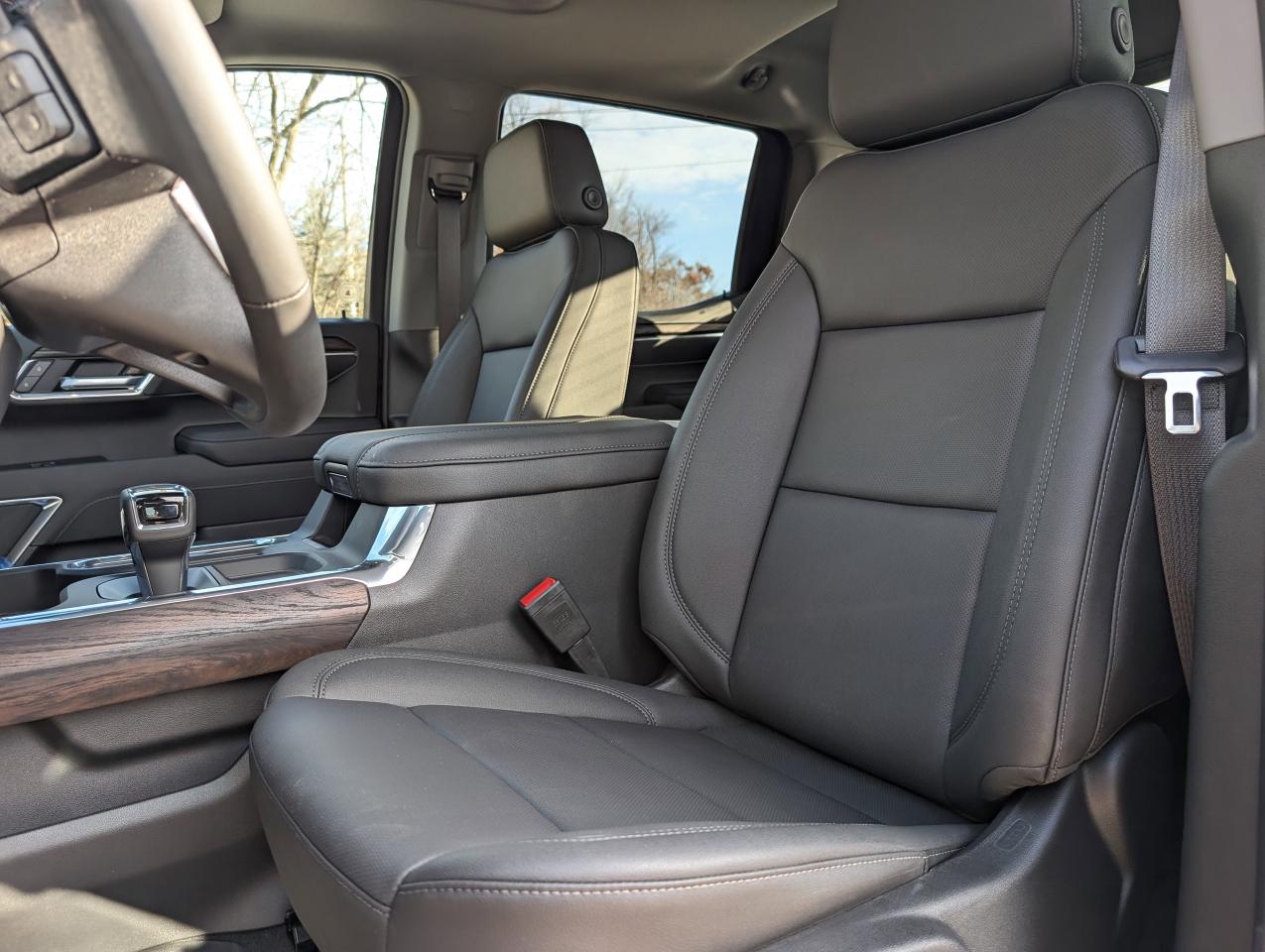 2026 GMC Sierra 1500 SLT Photo