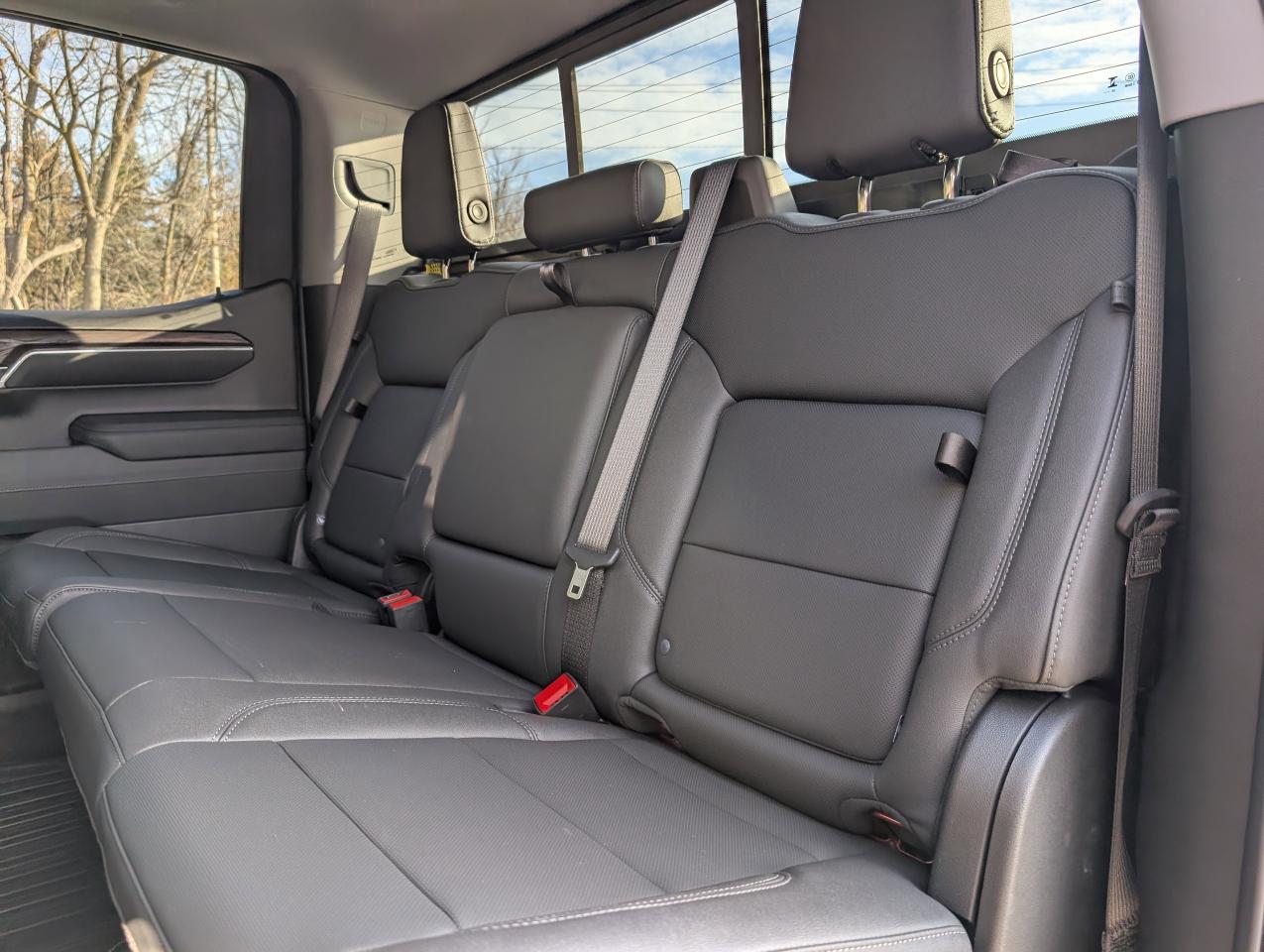 2026 GMC Sierra 1500 SLT Photo