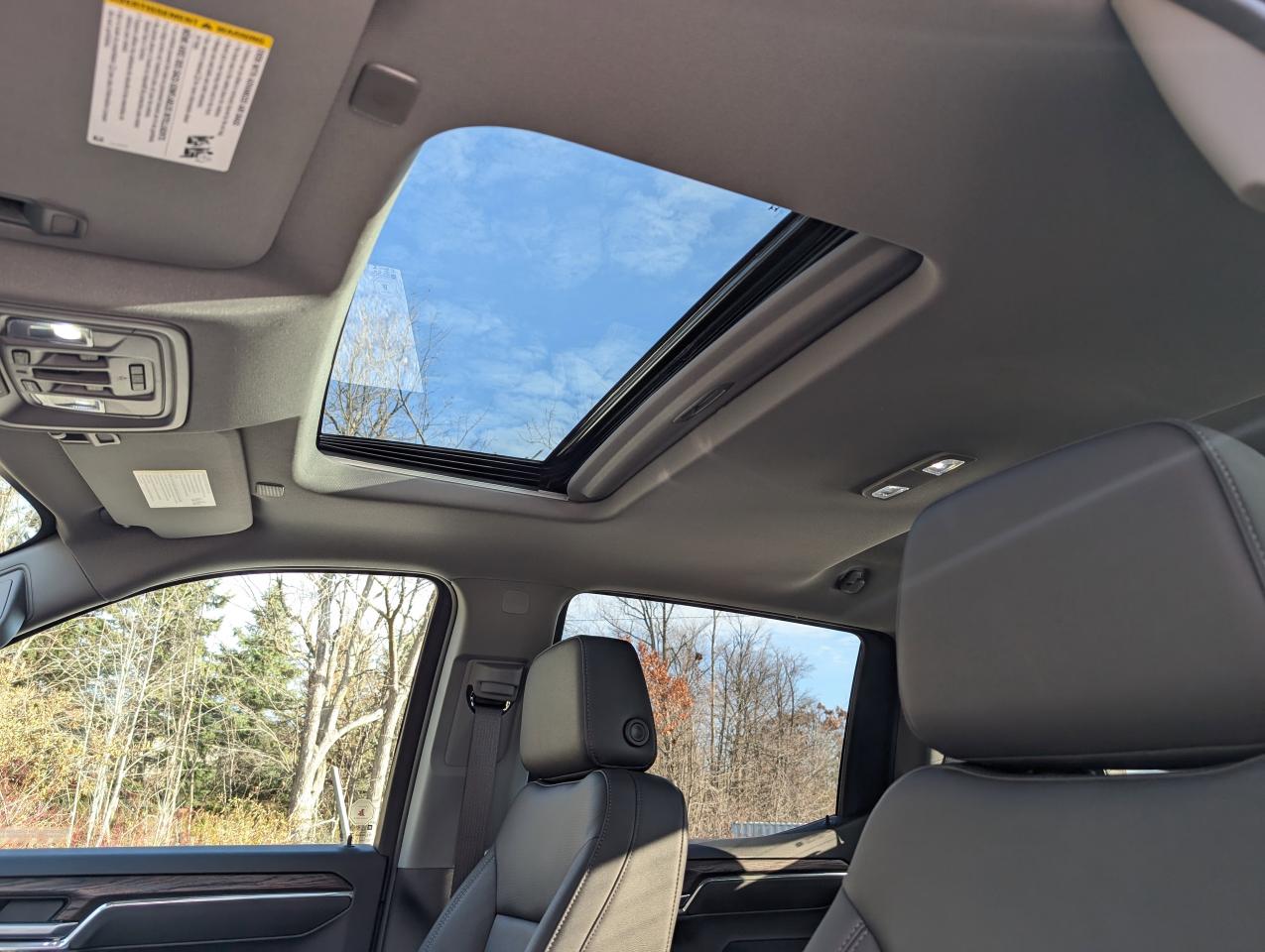 2026 GMC Sierra 1500 SLT Photo