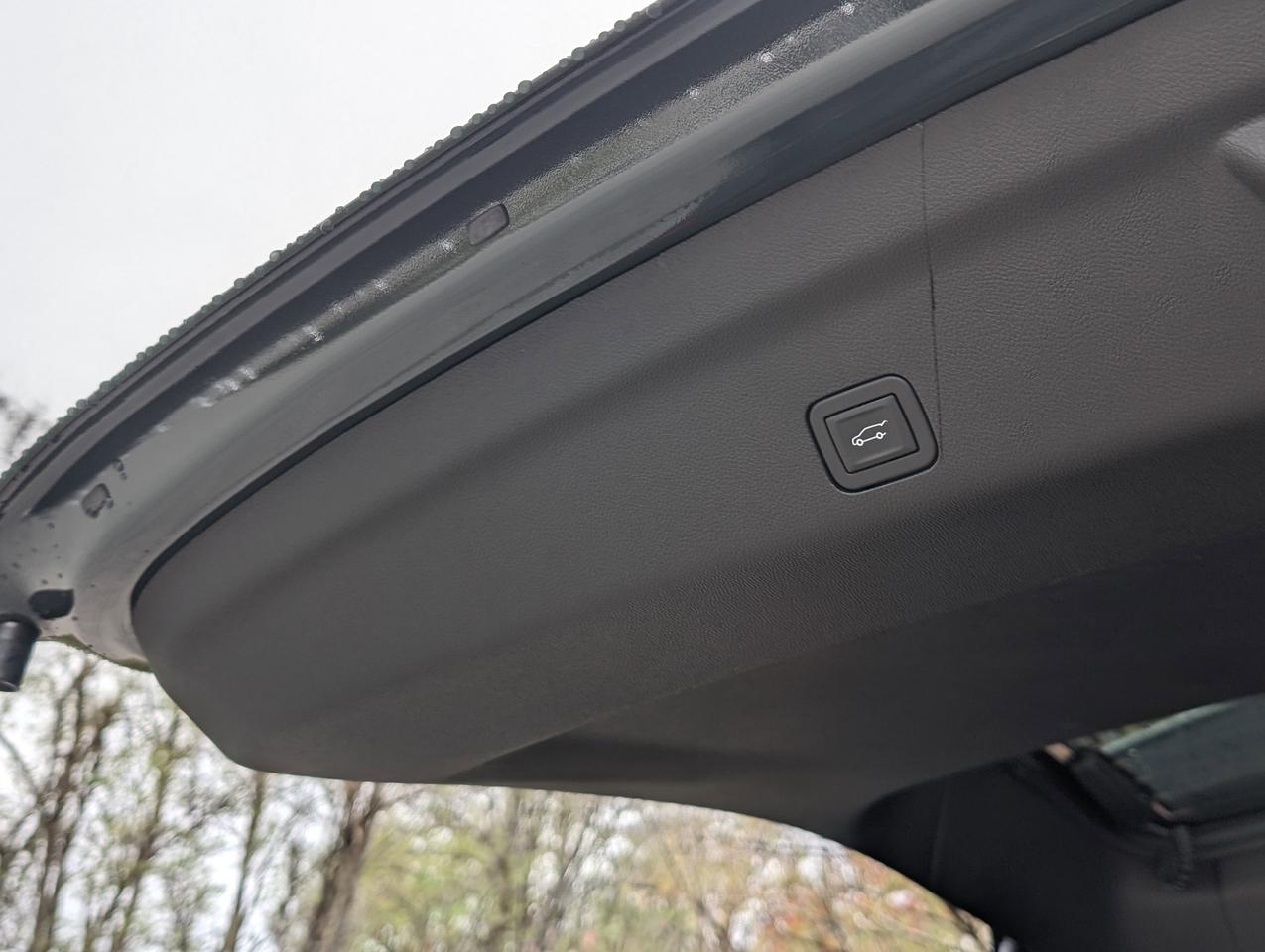 2026 GMC Yukon XL AT4 Ultimate Photo