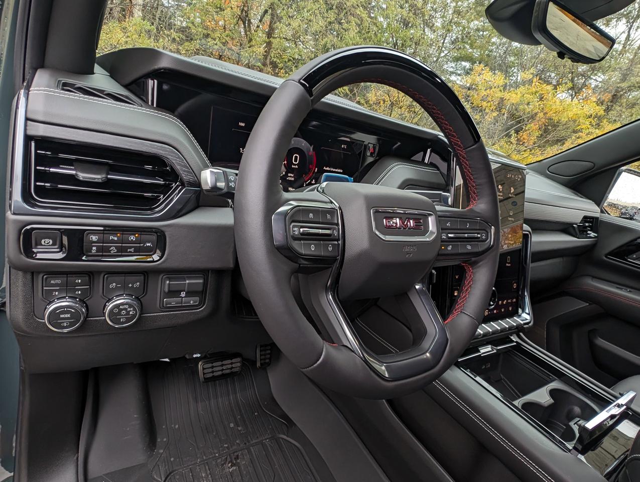 2026 GMC Yukon XL AT4 Ultimate Photo