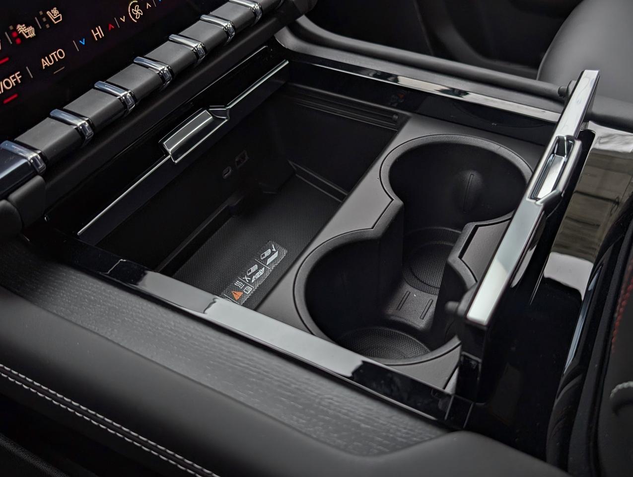 2026 GMC Yukon XL AT4 Ultimate Photo