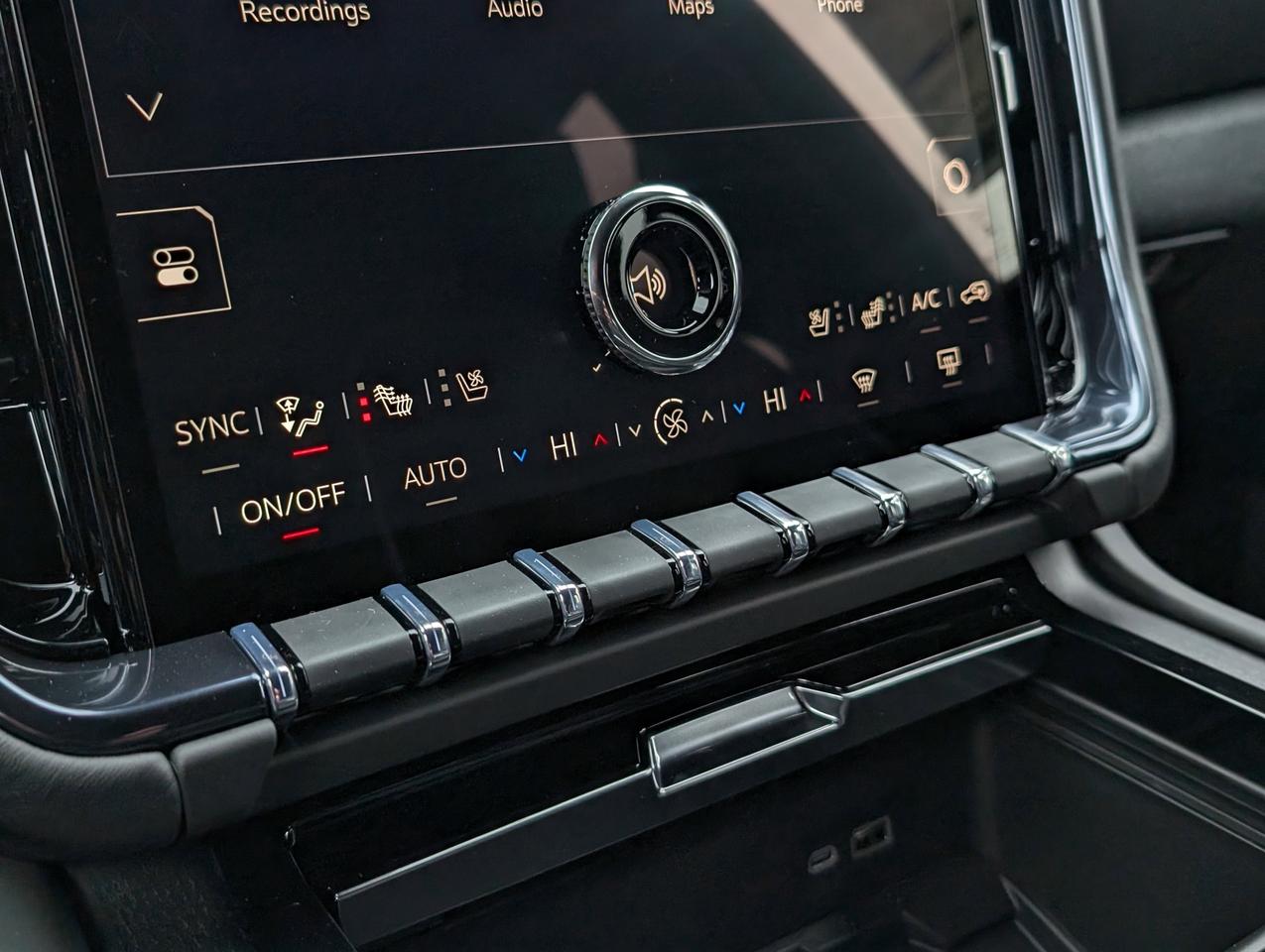 2026 GMC Yukon XL AT4 Ultimate Photo