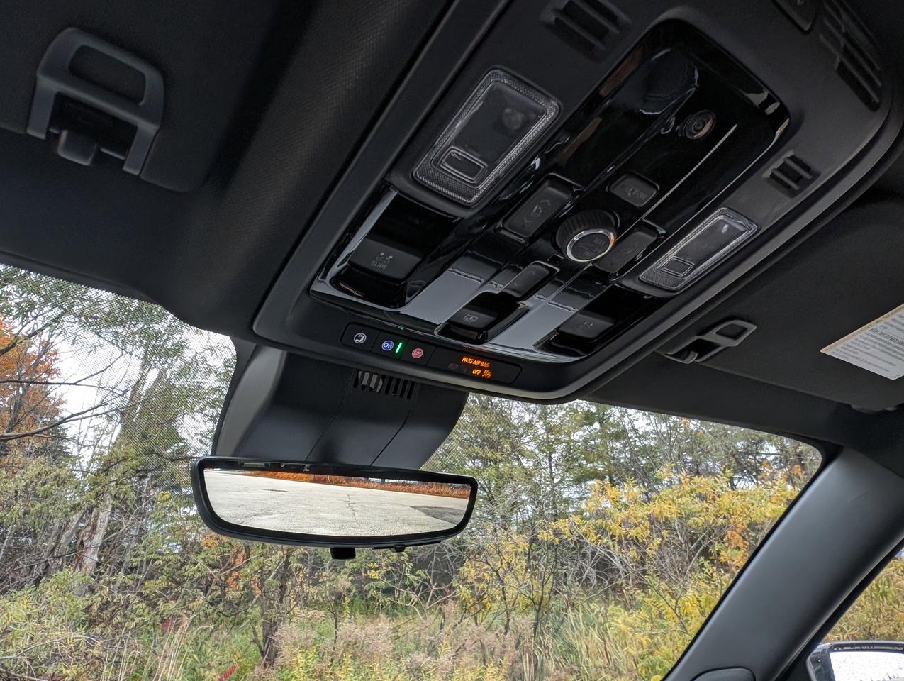 2026 GMC Yukon XL AT4 Ultimate Photo