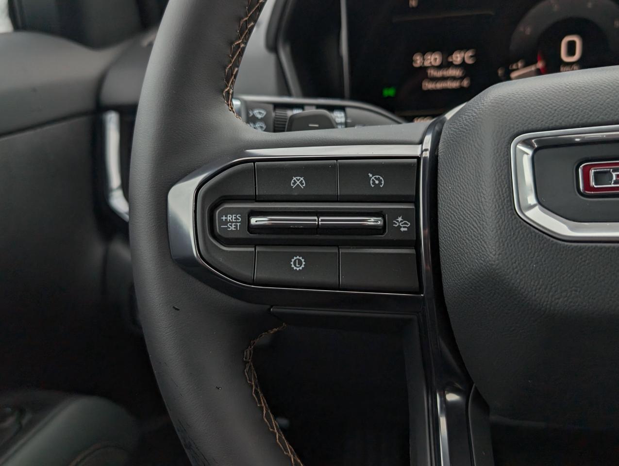 2026 GMC Terrain AWD AT4 Photo