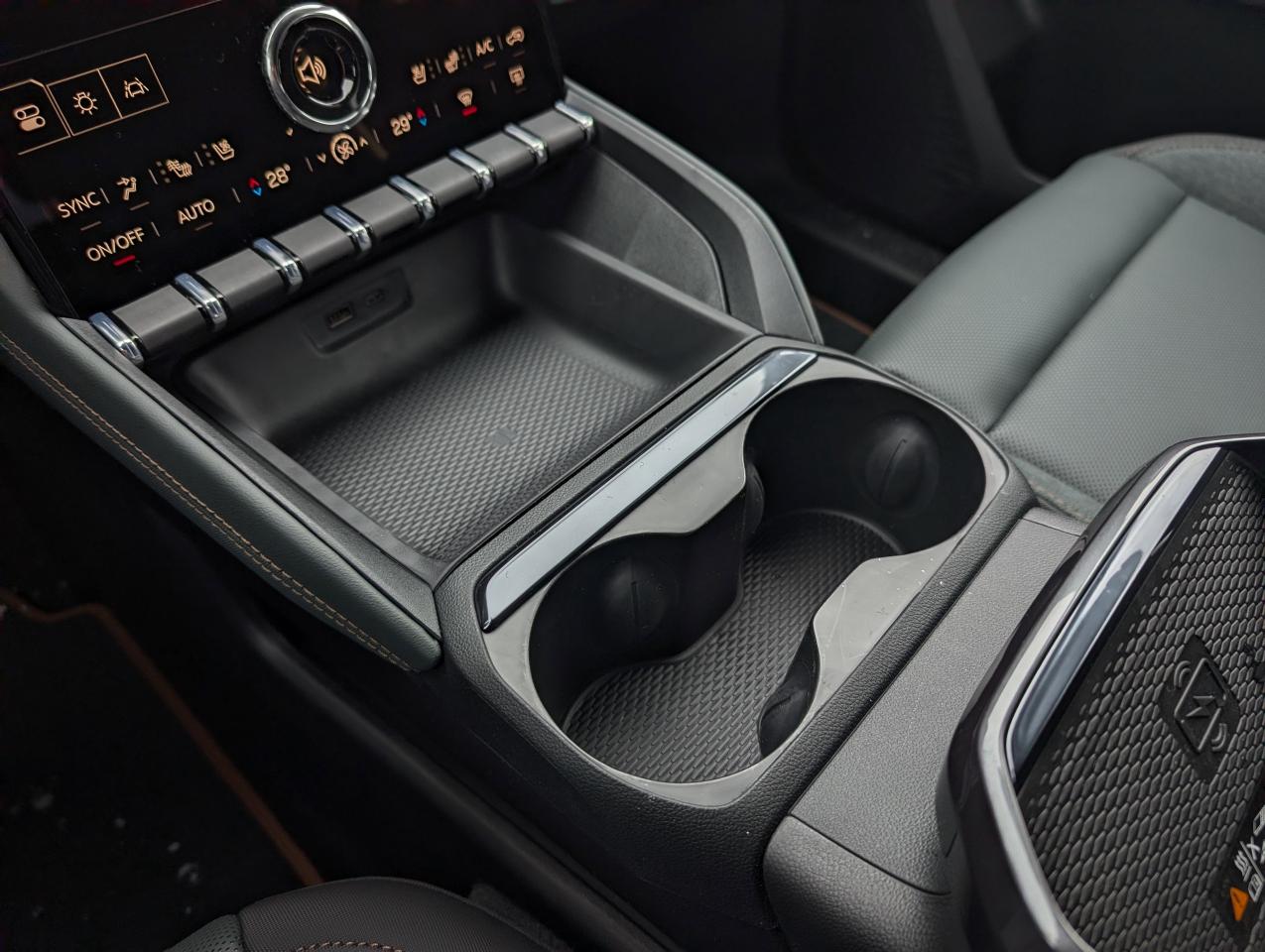 2026 GMC Terrain AWD AT4 Photo