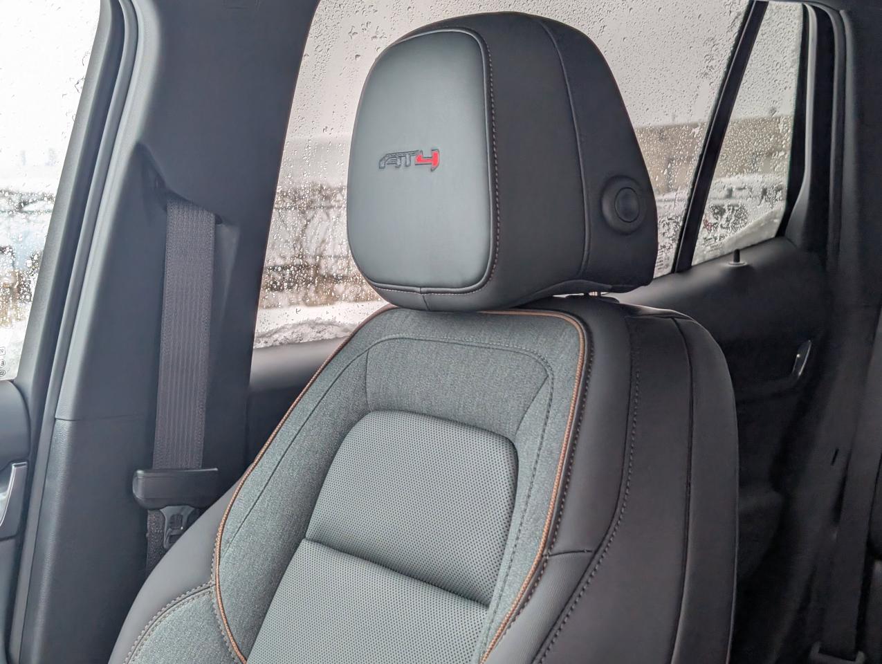 2026 GMC Terrain AWD AT4 Photo