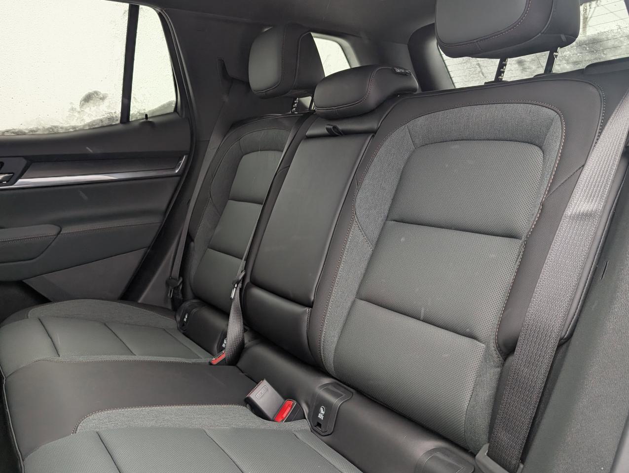 2026 GMC Terrain AWD AT4 Photo