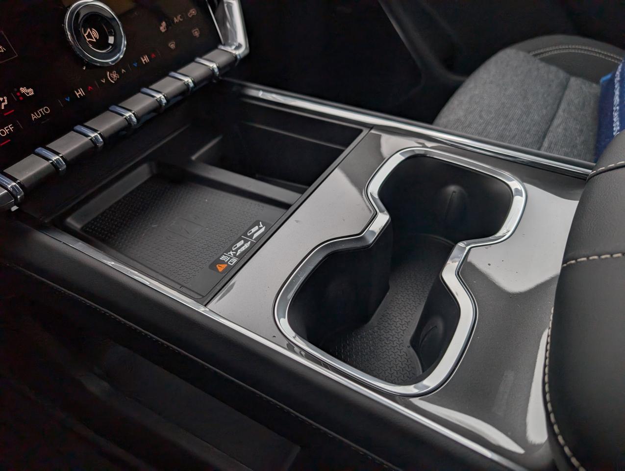 2026 GMC Acadia ELEVATION Photo