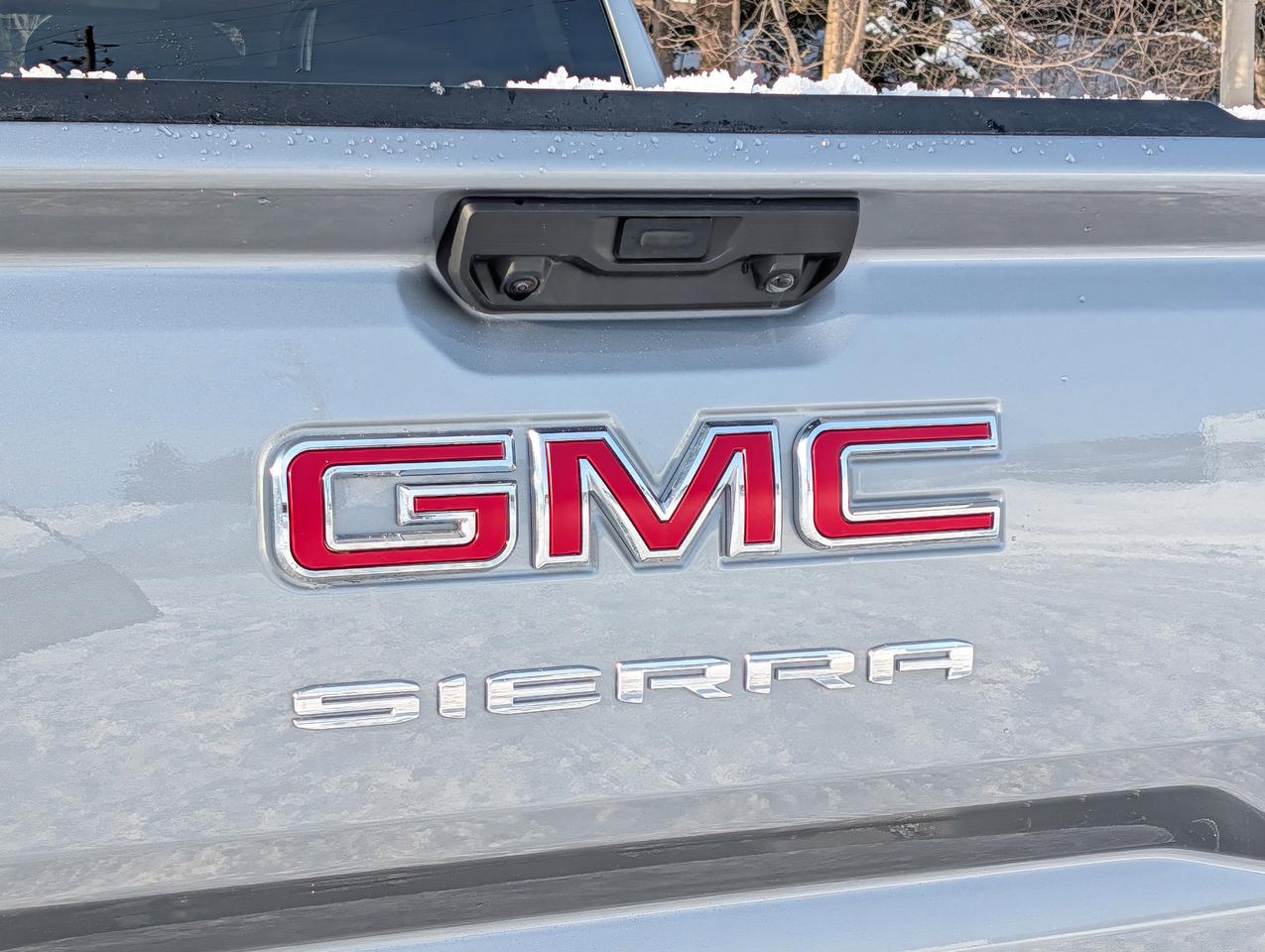 2026 GMC Sierra 1500 SLE Photo