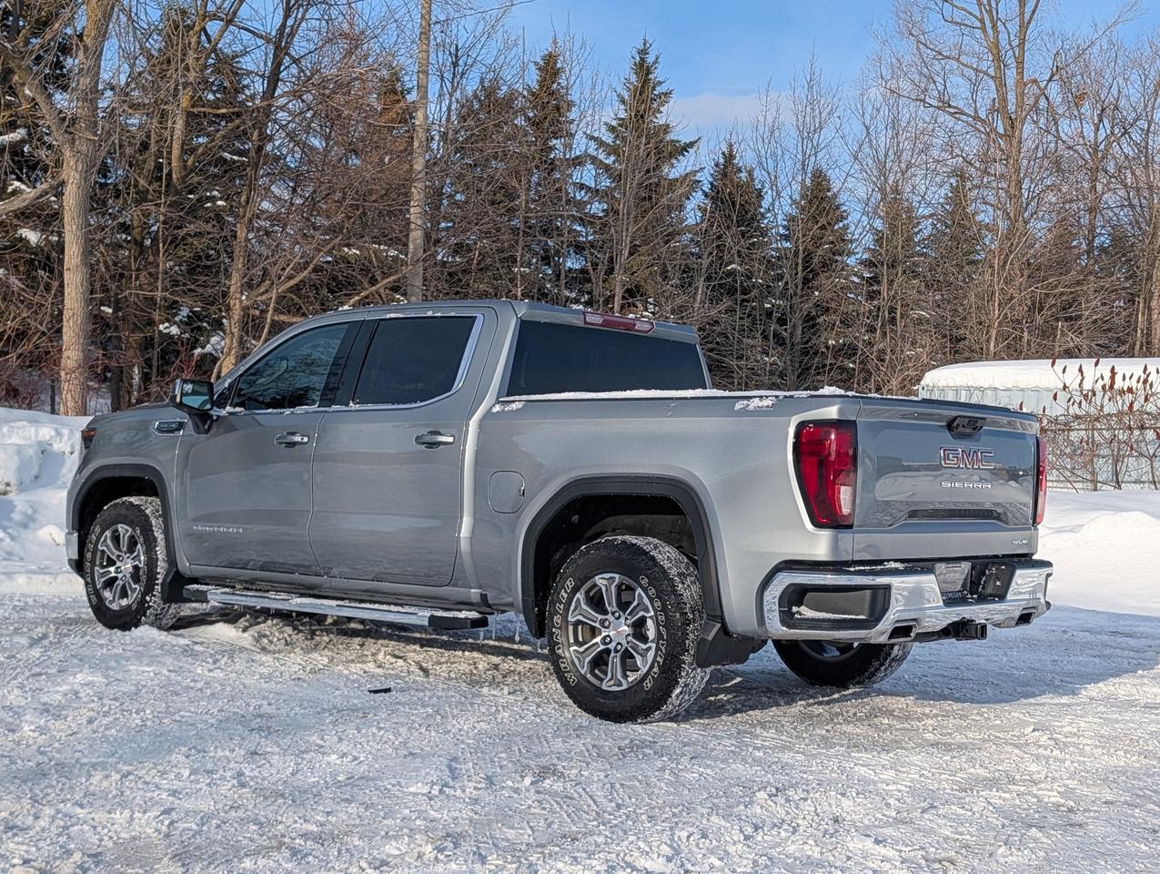 2026 GMC Sierra 1500 SLE Photo