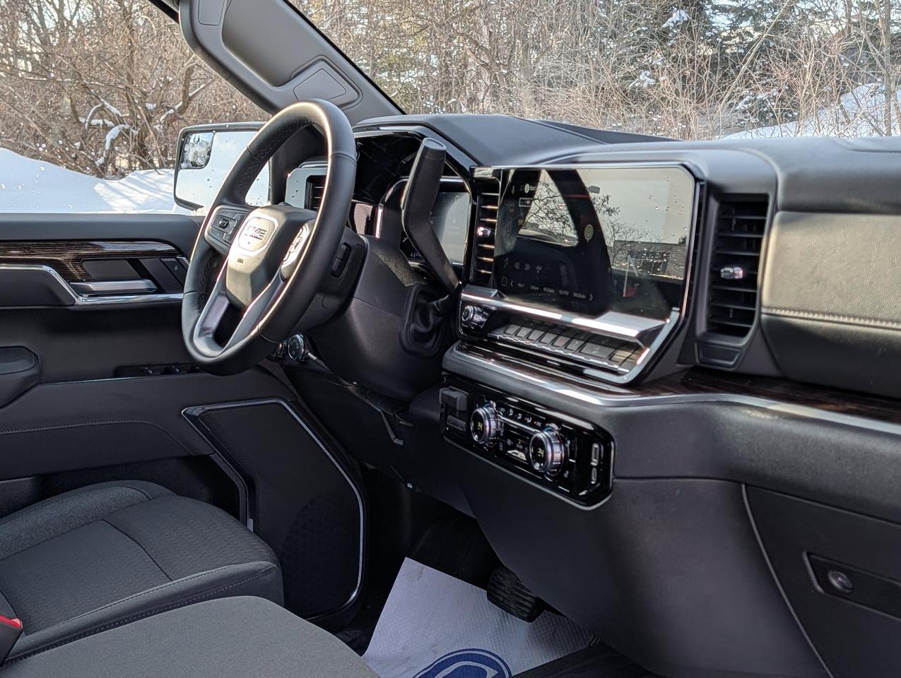 2026 GMC Sierra 1500 SLE Photo