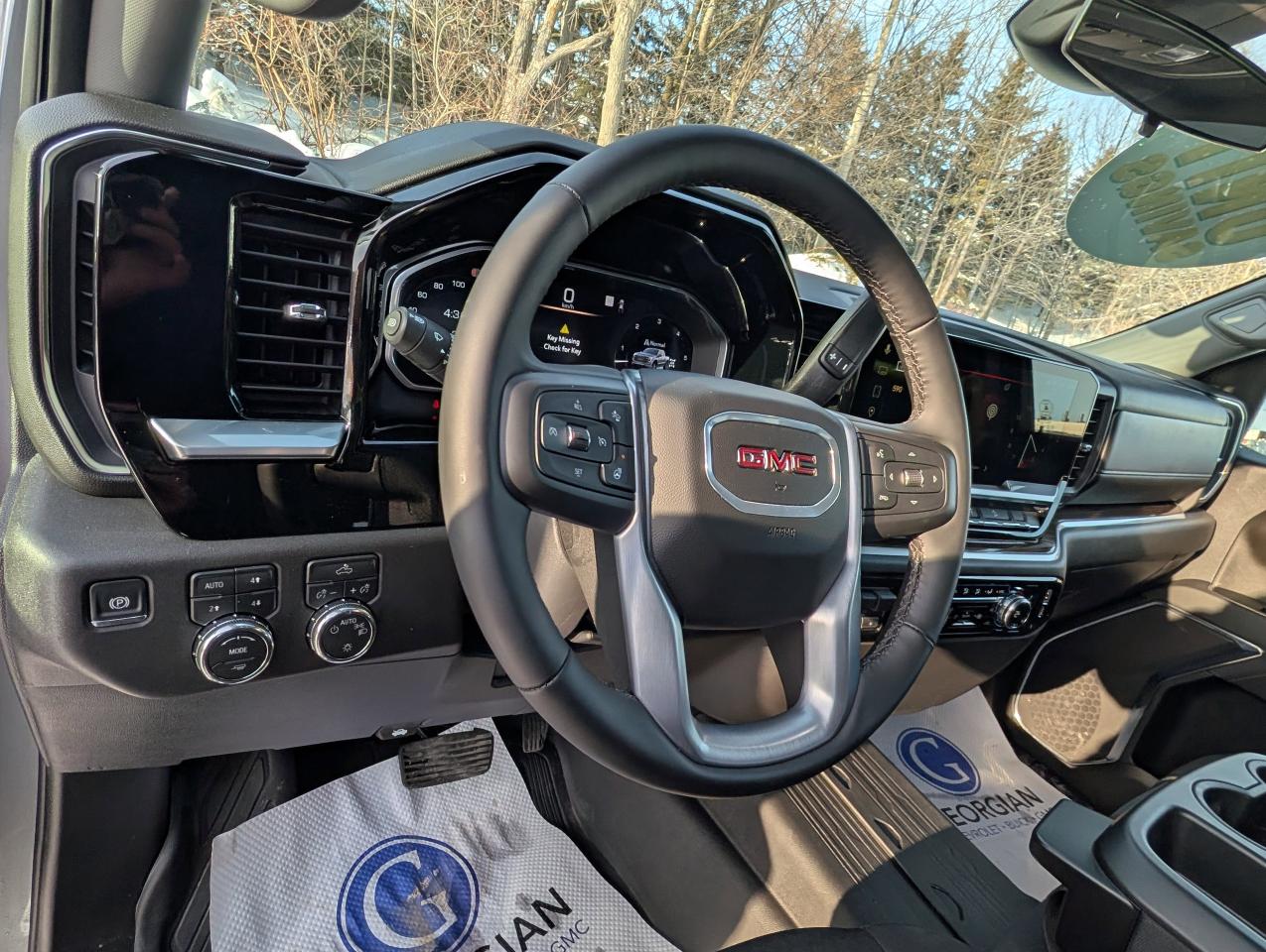 2026 GMC Sierra 1500 SLE Photo