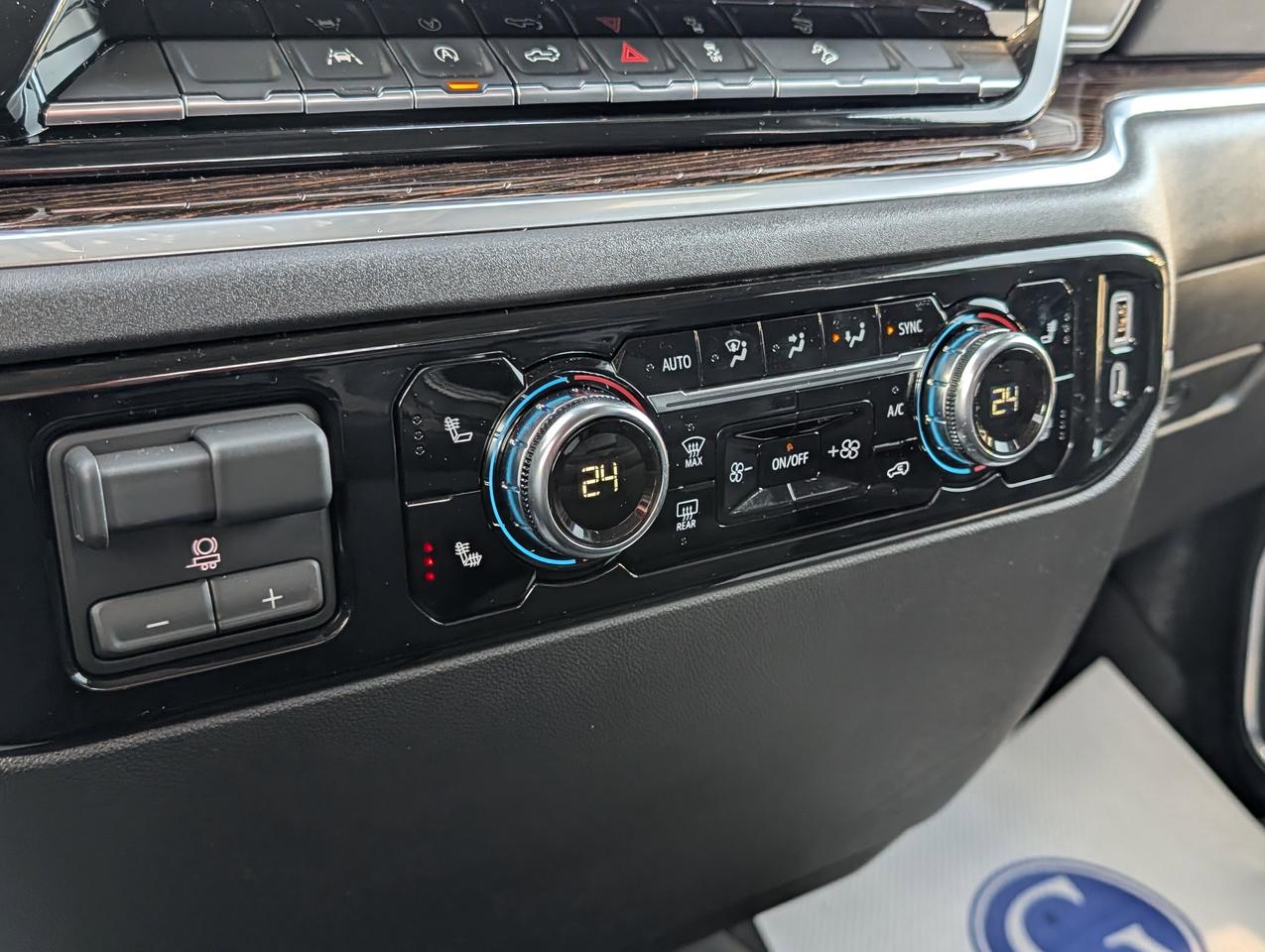 2026 GMC Sierra 1500 SLE Photo