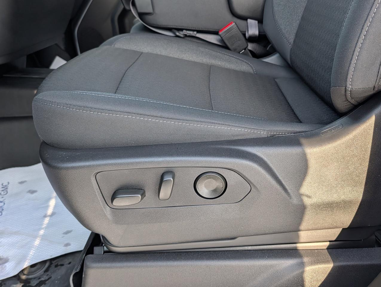 2026 GMC Sierra 1500 SLE Photo