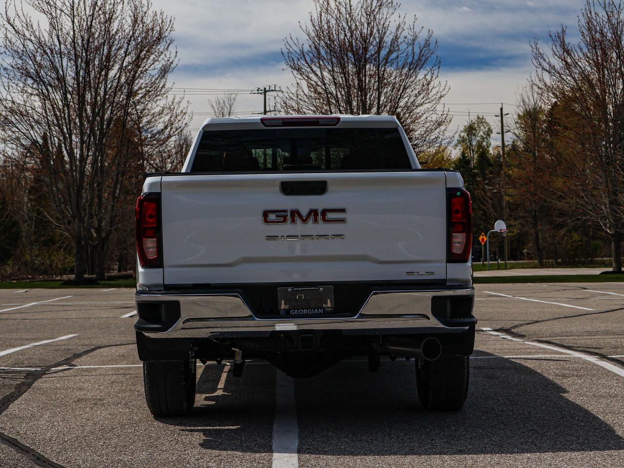 2026 GMC SIERRA 2500HD SLE Photo