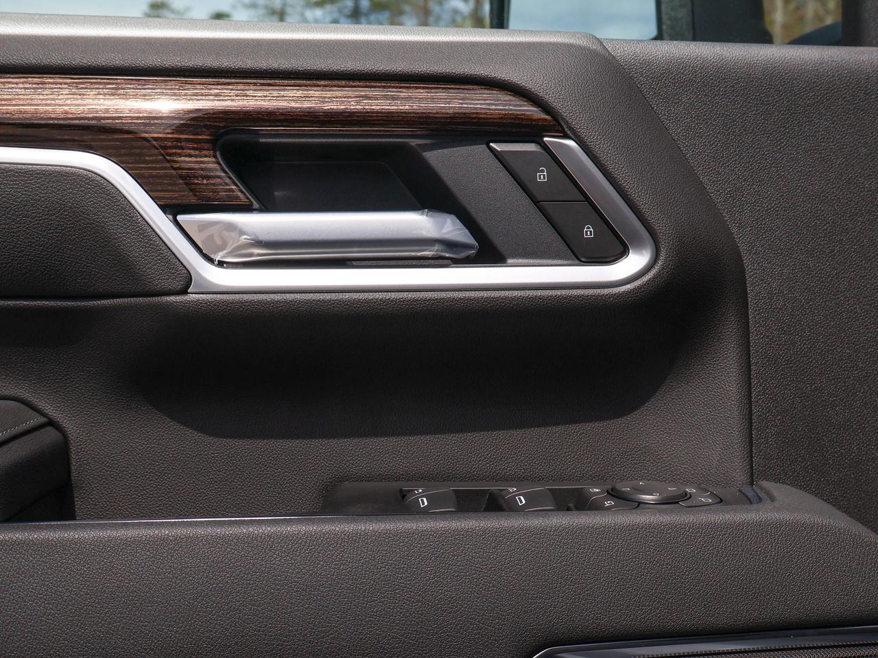 2026 GMC SIERRA 2500HD SLE Photo