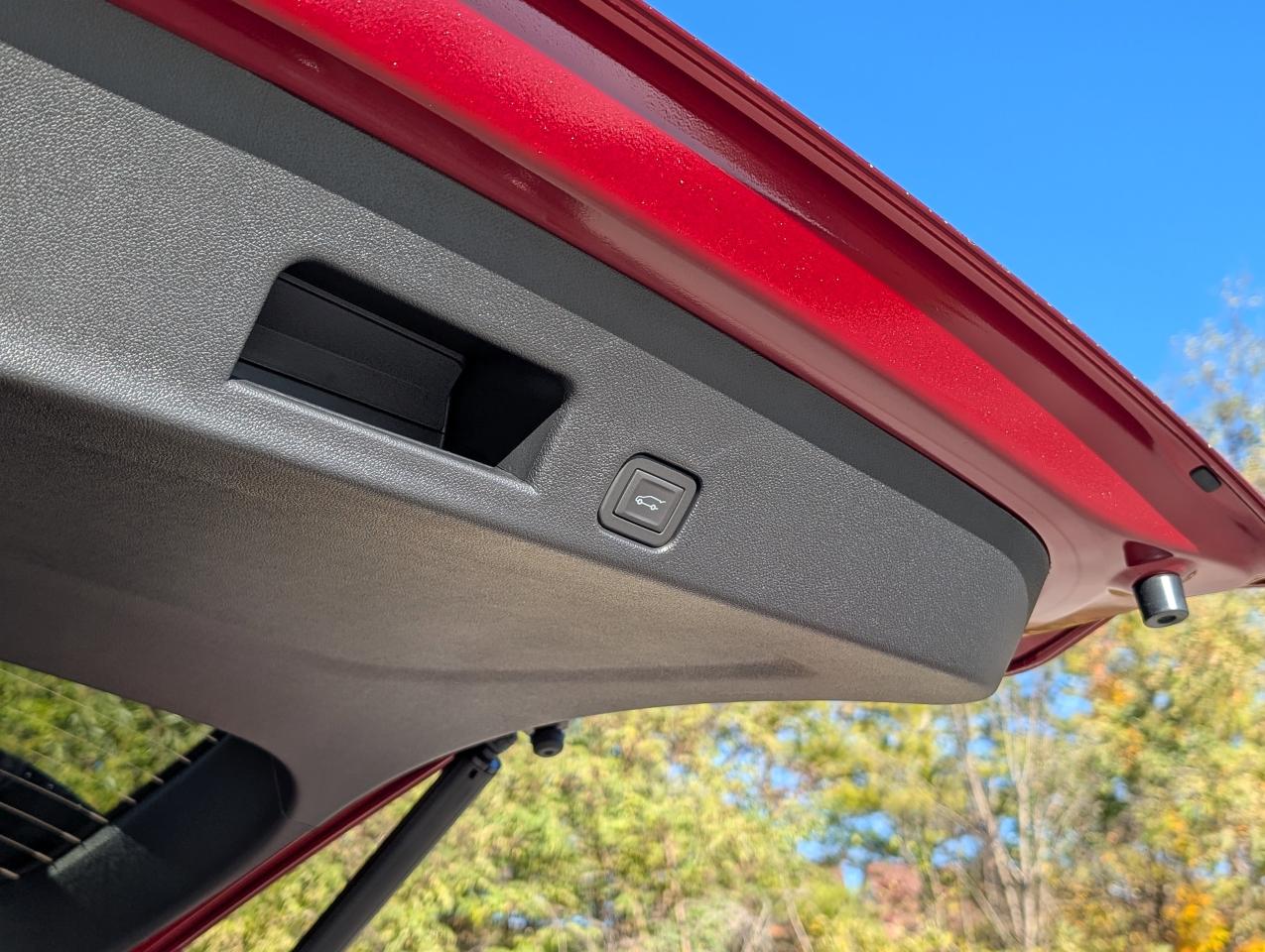 2026 Chevrolet Traverse LT Photo