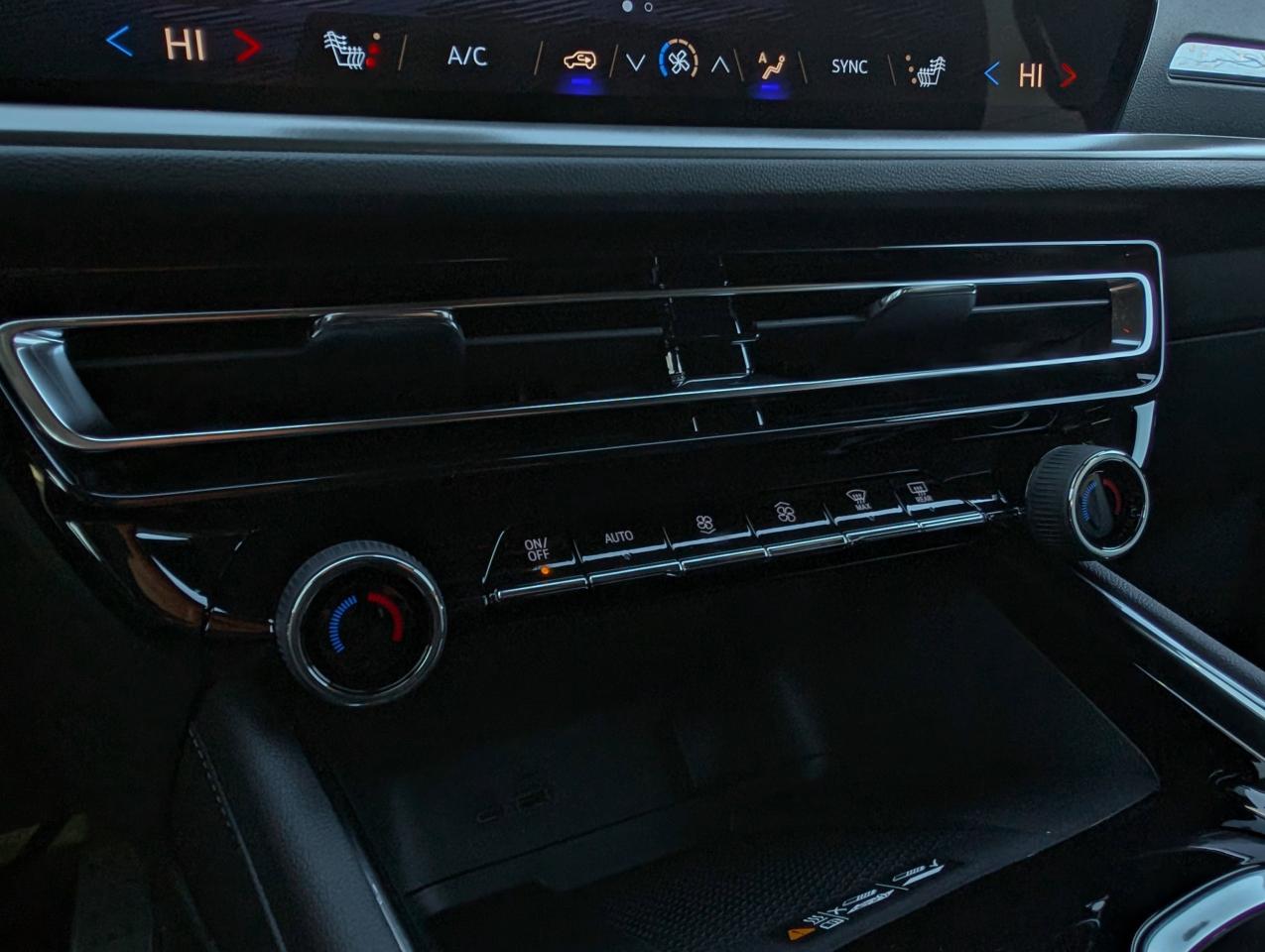 2026 Chevrolet Traverse LT Photo