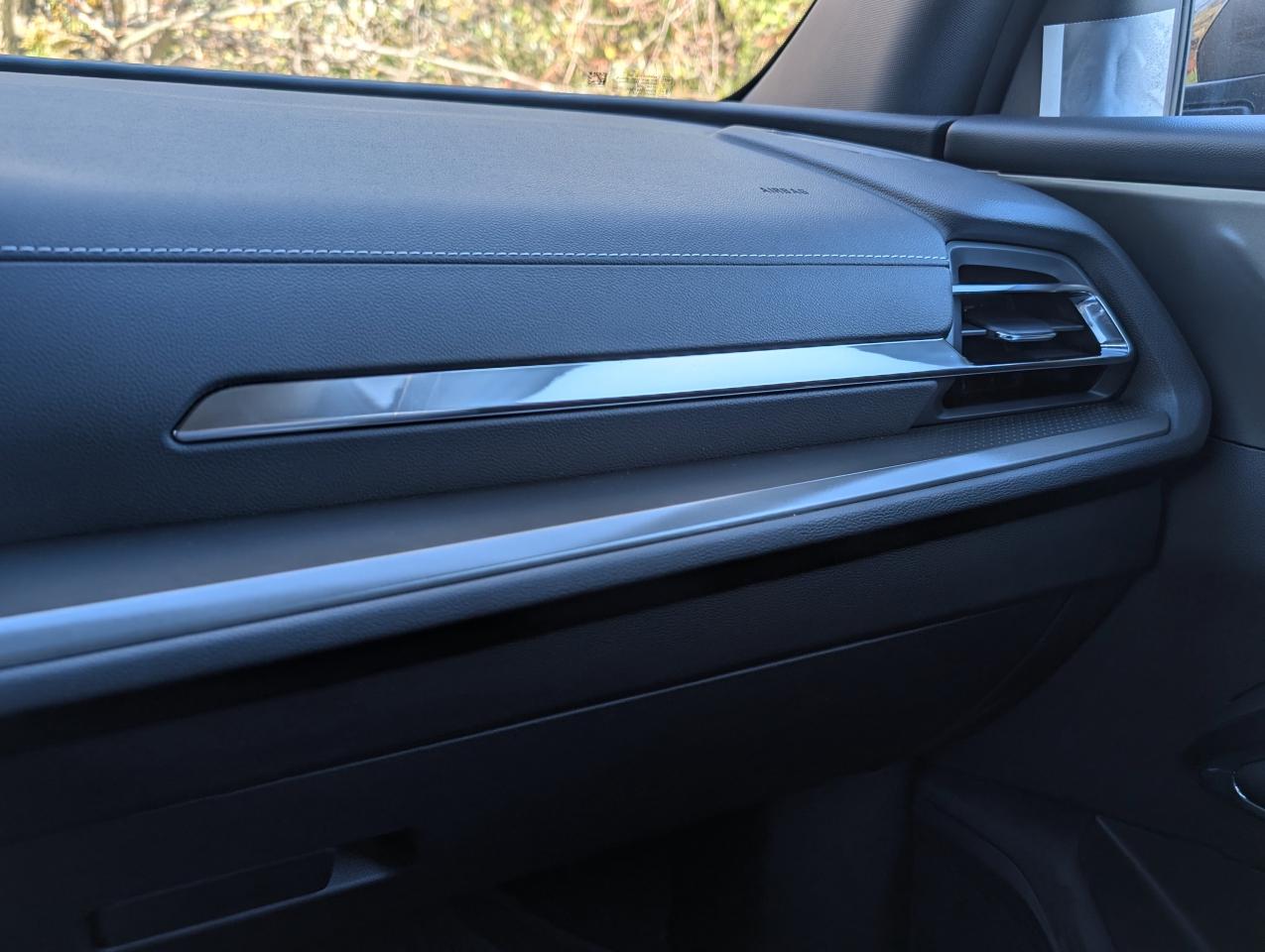 2026 Chevrolet Traverse LT Photo