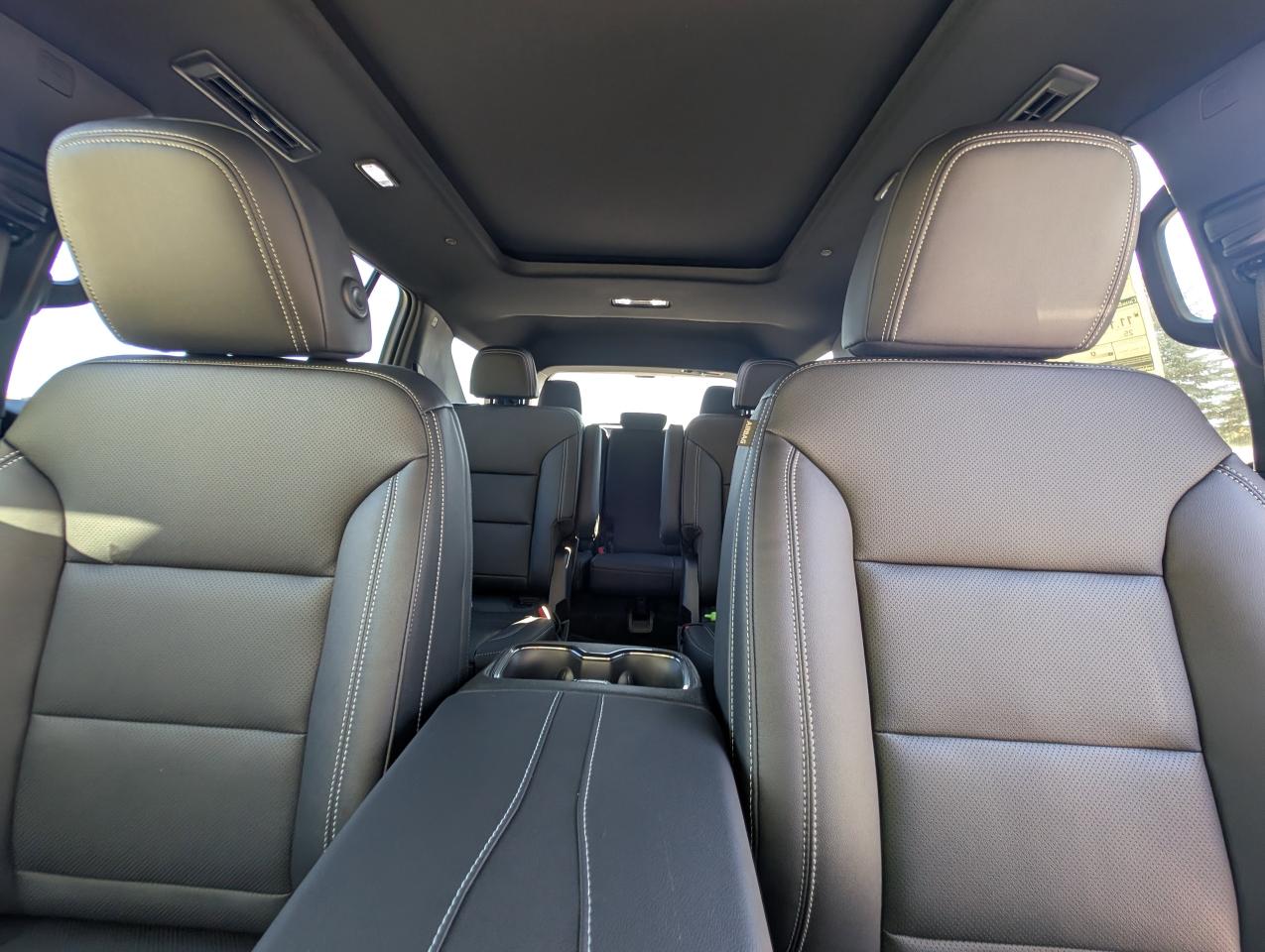 2026 Chevrolet Traverse LT Photo