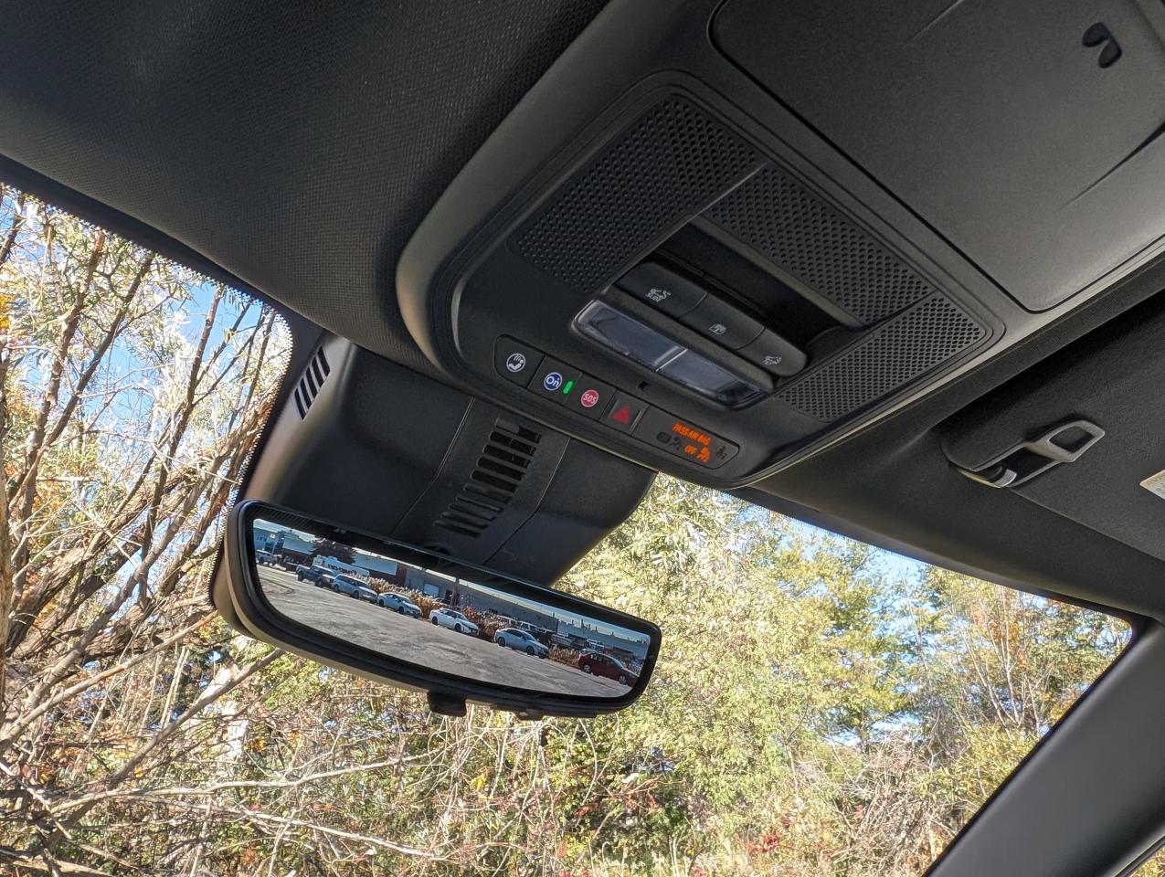 2026 Chevrolet Traverse LT Photo