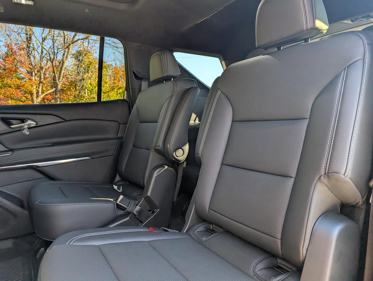 2026 Chevrolet Traverse LT Photo