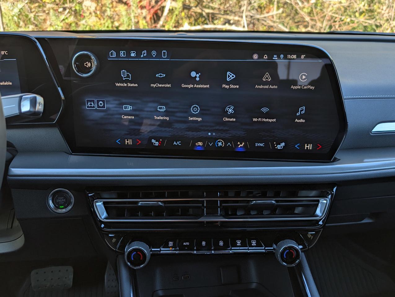 2026 Chevrolet Traverse LT Photo