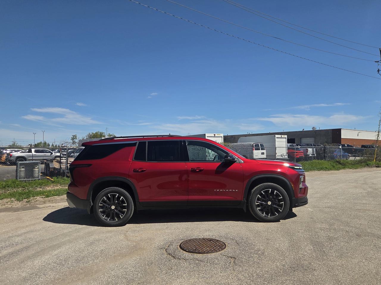 2026 Chevrolet Traverse LT Photo