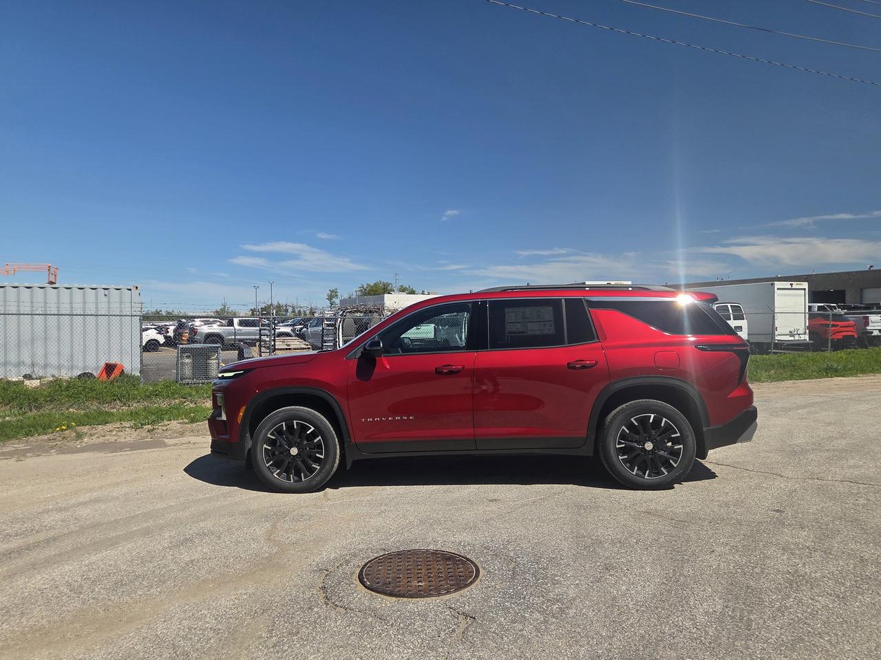 2026 Chevrolet Traverse LT Photo