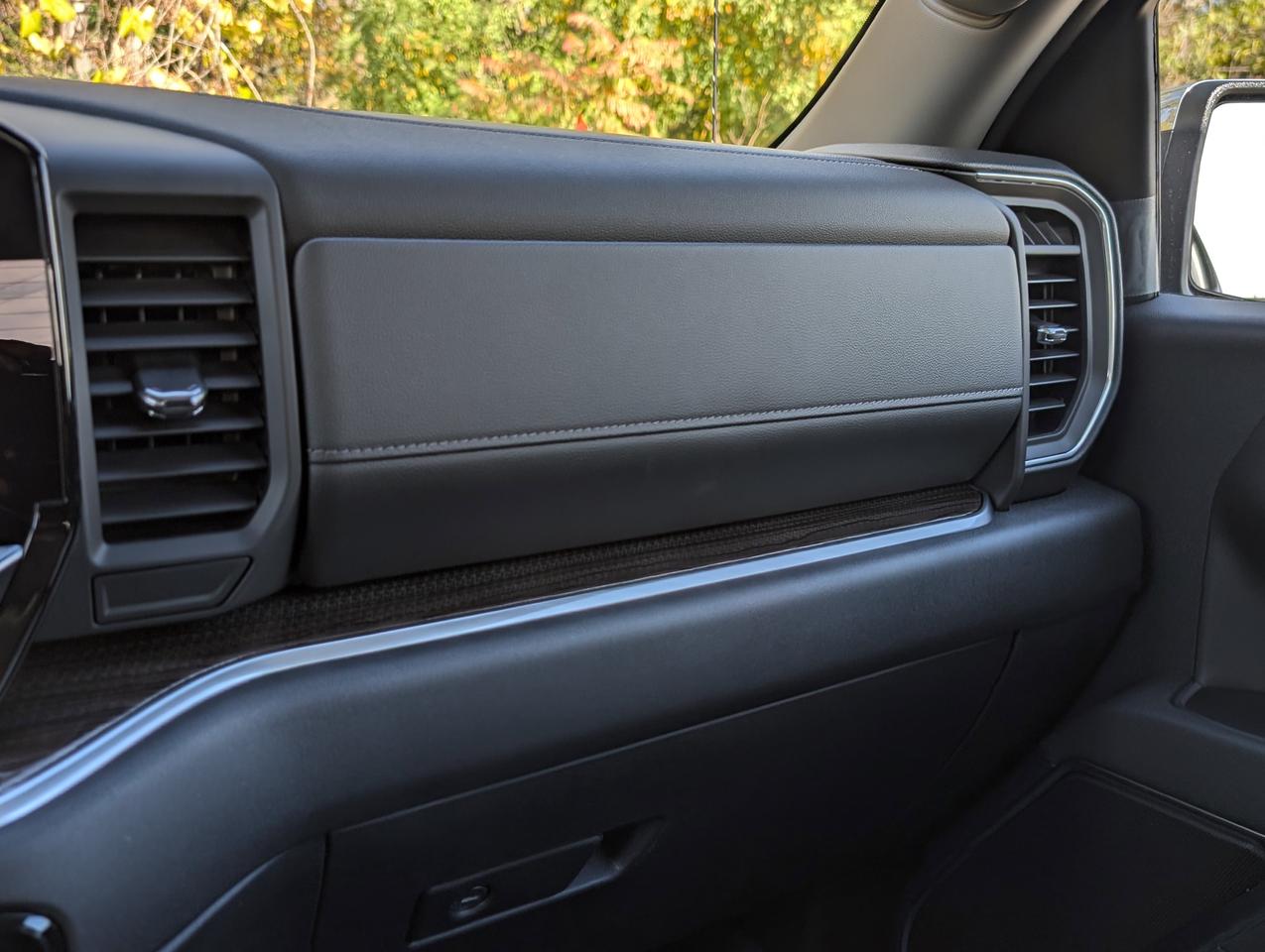 2026 Chevrolet Silverado 1500 LT Photo
