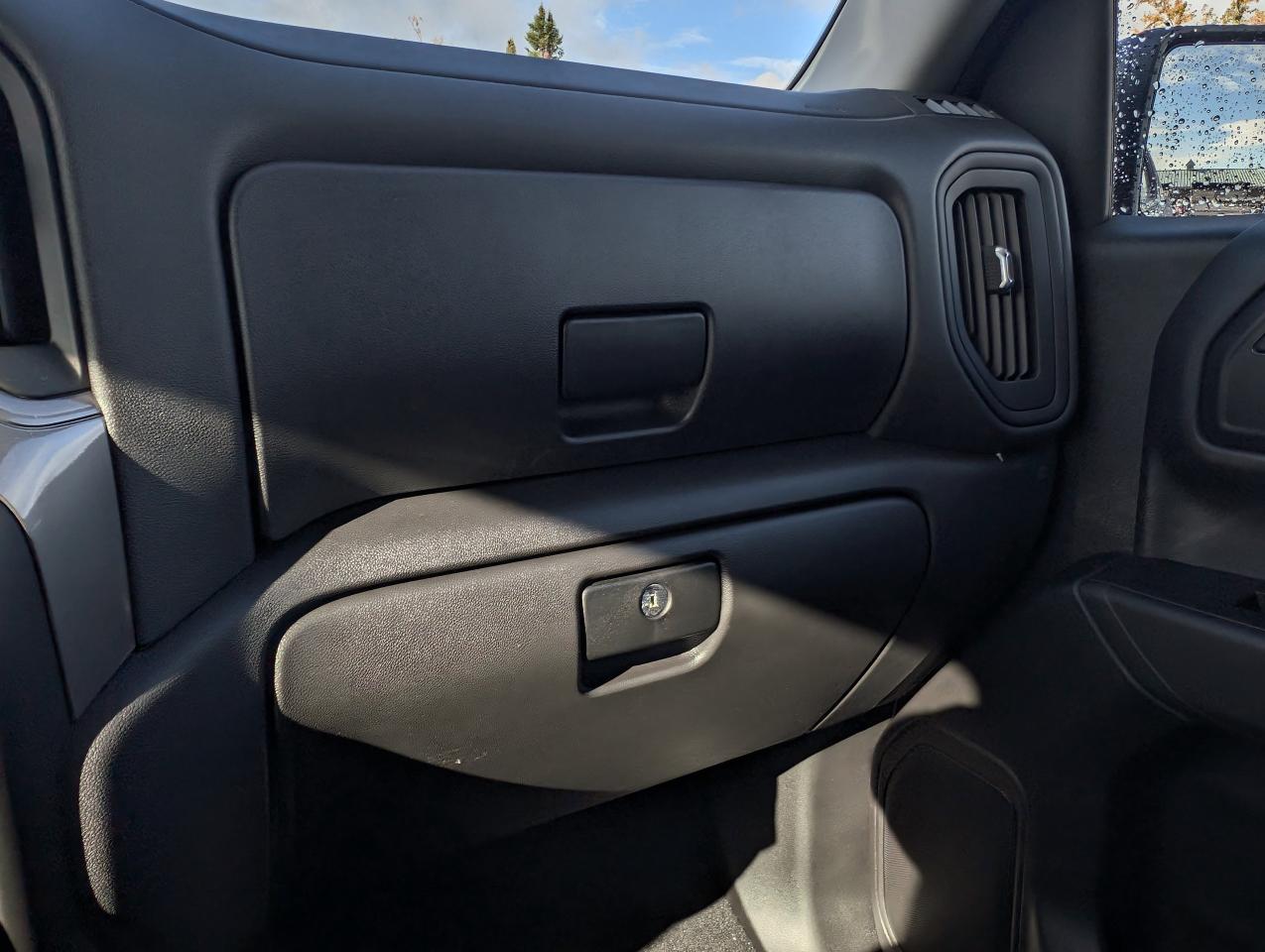 2026 Chevrolet Silverado 1500 Custom Trail Boss Photo